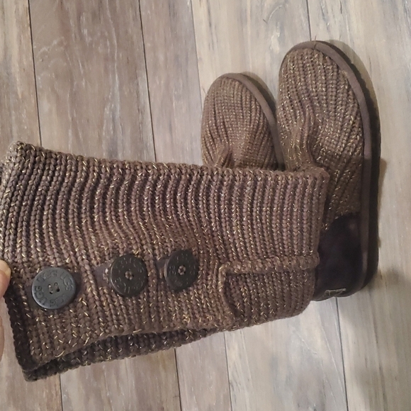 Ugg Classic Cardi 1876 Sweater Knit boots shoes 3 button sz 6 - Picture 2 of 15